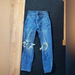 Hollister Ripped Mom Jeans
